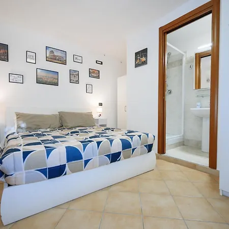 Zizi House * Rome
