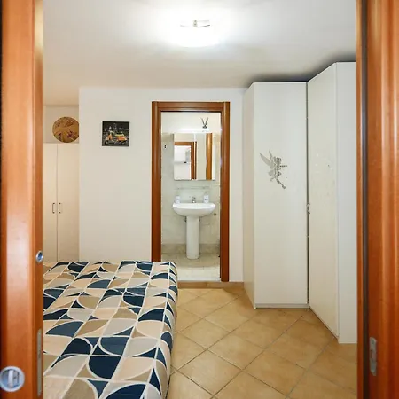 Apartment Zizi House Rome